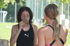163